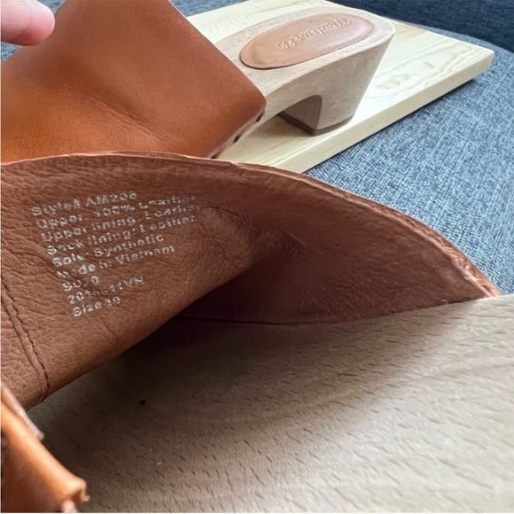 Madewell The Evelyn Slide Clogs - Size 9 - Brown/Tan - Picture 10 of 15